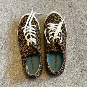 Seavees Leopard Sneakers sz 8.5